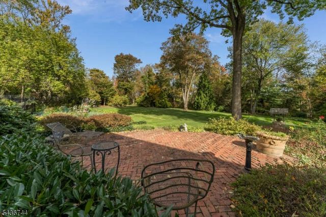 11 Doe Run, Franklin Twp., NJ 08867