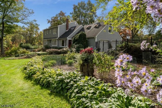 11 Doe Run, Franklin Twp., NJ 08867