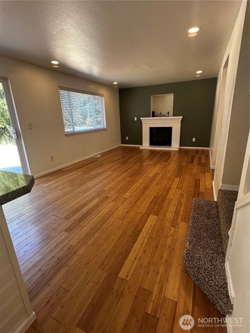 8609 146th st ct e, Puyallup, WA 98375