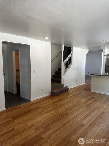 8609 146th st ct e, Puyallup, WA 98375