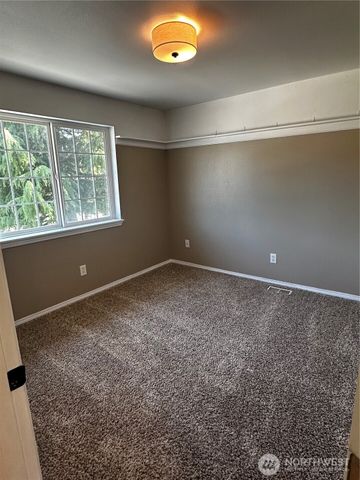 8609 146th st ct e, Puyallup, WA 98375
