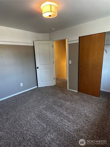 8609 146th st ct e, Puyallup, WA 98375