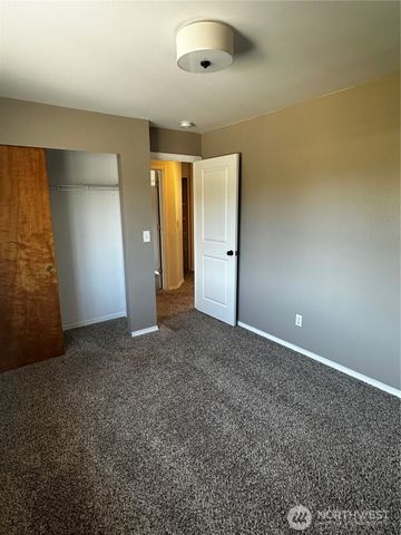 8609 146th st ct e, Puyallup, WA 98375