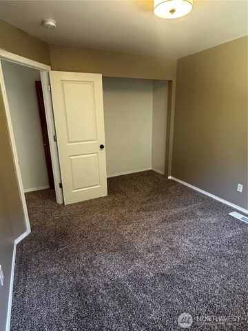 8609 146th st ct e, Puyallup, WA 98375