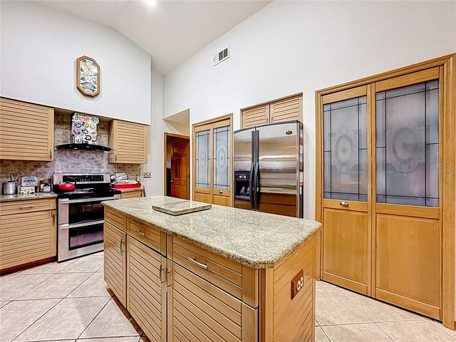 281 SPRING VALLEY ROAD, Altamonte Springs, FL 32714