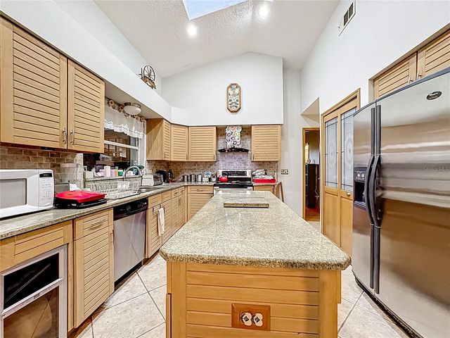 281 SPRING VALLEY ROAD, Altamonte Springs, FL 32714