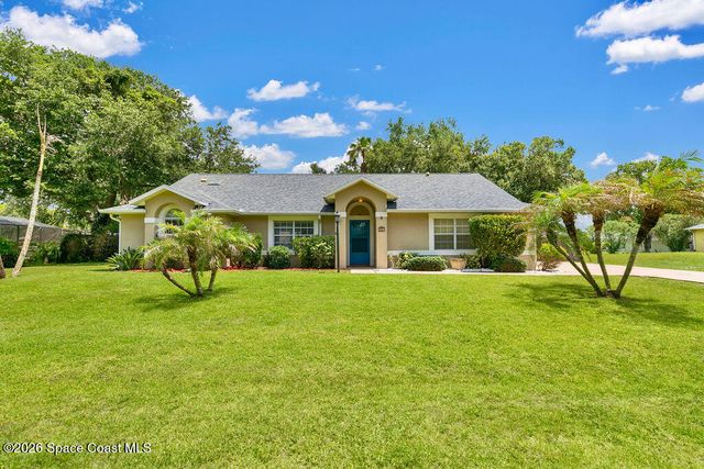 721 Hyannie Street NE, Palm Bay, FL 32907