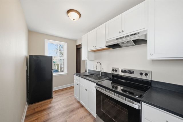 41 Richardson Ave 12, Wakefield, MA 01880