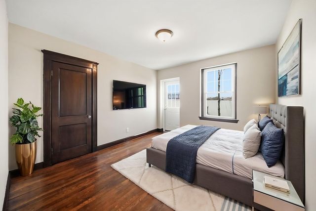 41 Richardson Ave 12, Wakefield, MA 01880