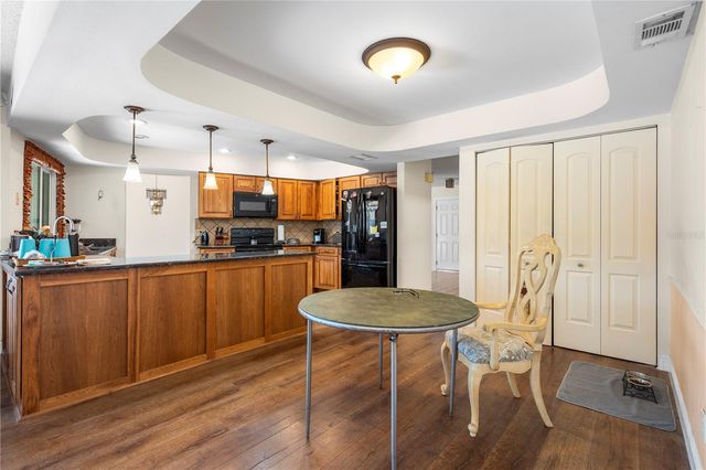 1511 KYLE COURT, Valrico, FL 33596