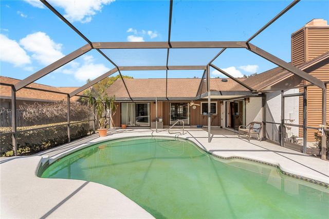 1511 KYLE COURT, Valrico, FL 33596