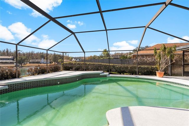 1511 KYLE COURT, Valrico, FL 33596