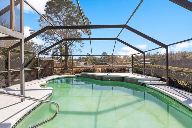 1511 KYLE COURT, Valrico, FL 33596