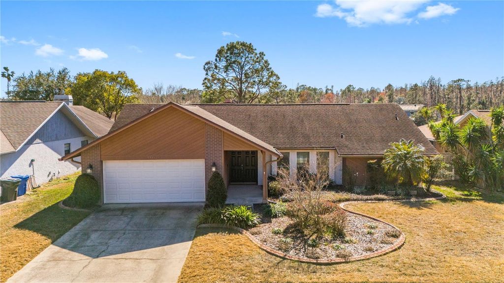 1511 KYLE COURT, Valrico, FL 33596