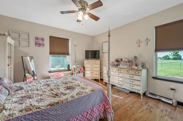 1674 VZ County Road 1514, Grand Saline, TX 75140