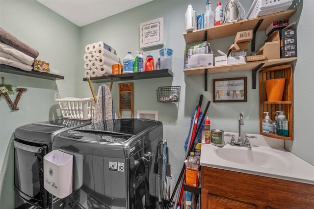 1674 VZ County Road 1514, Grand Saline, TX 75140