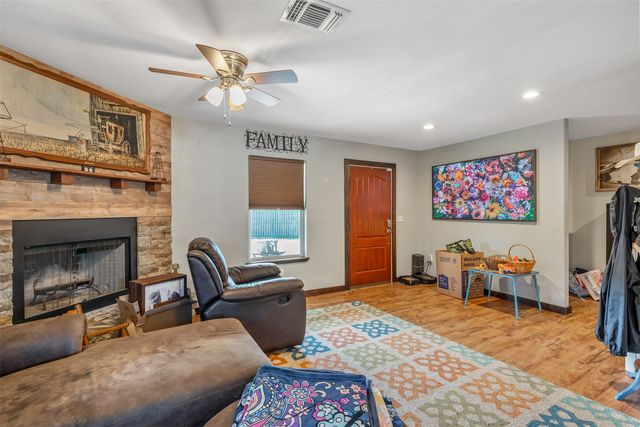 1674 VZ County Road 1514, Grand Saline, TX 75140