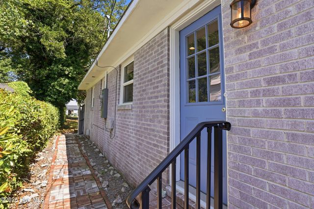 1307 S 7th Street, Wilmington, NC 28401