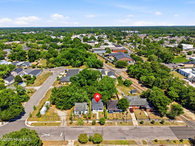 1307 S 7th Street, Wilmington, NC 28401