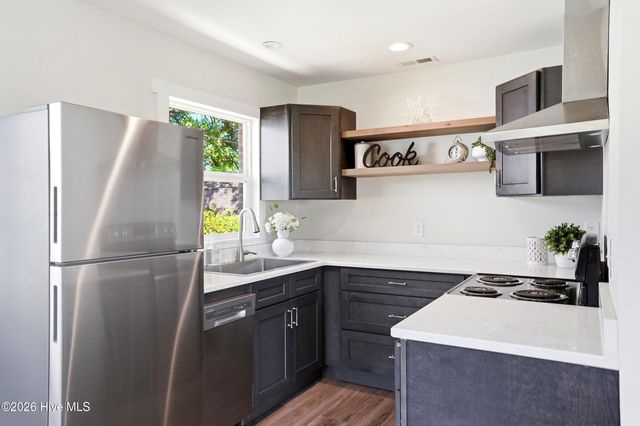 1307 S 7th Street, Wilmington, NC 28401