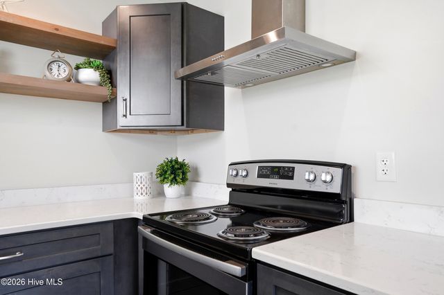 1307 S 7th Street, Wilmington, NC 28401