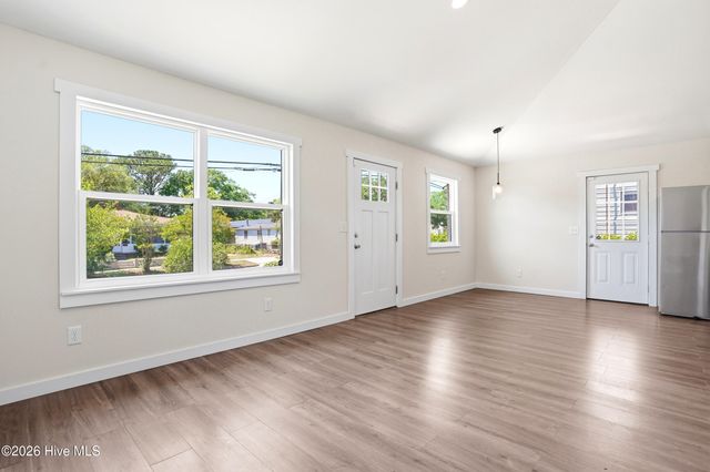 1307 S 7th Street, Wilmington, NC 28401