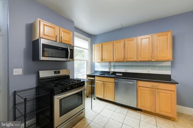 764 13TH ST SE, Washington, DC 20003