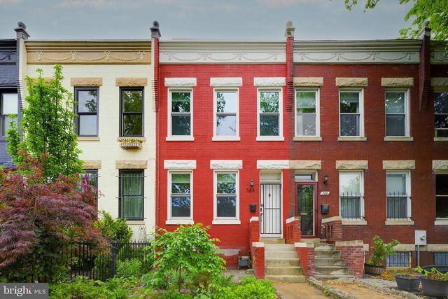 764 13TH ST SE, Washington, DC 20003