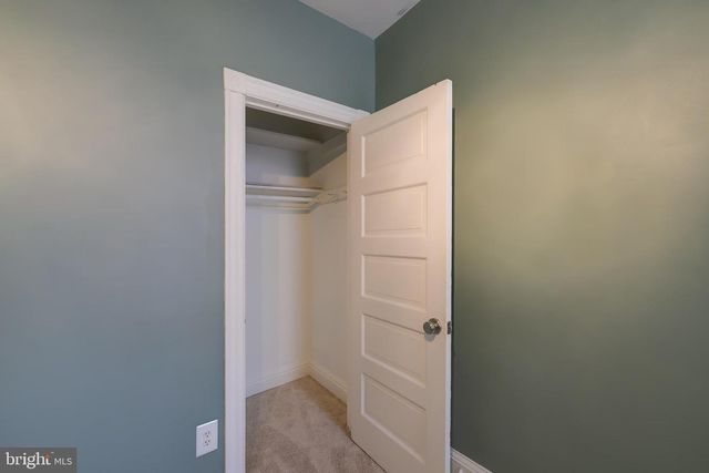 764 13TH ST SE, Washington, DC 20003