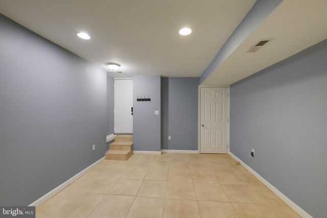 764 13TH ST SE, Washington, DC 20003