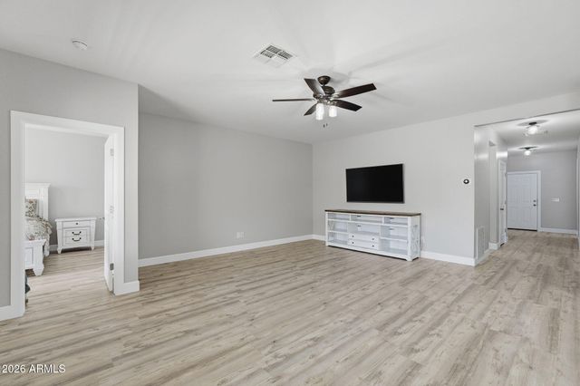 4547 W Foldwing Drive, San Tan Valley, AZ 85144