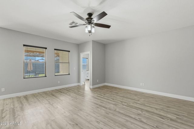 4547 W Foldwing Drive, San Tan Valley, AZ 85144