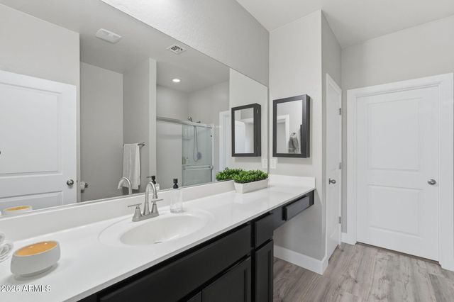 4547 W Foldwing Drive, San Tan Valley, AZ 85144