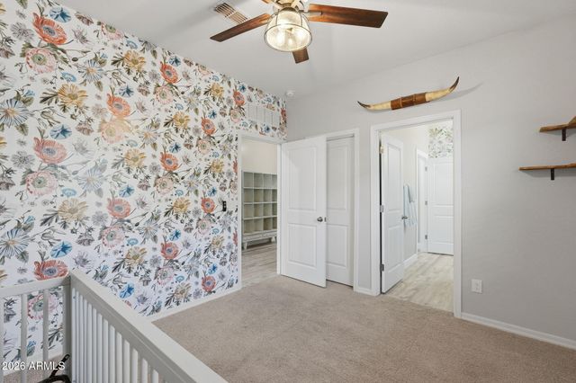 4547 W Foldwing Drive, San Tan Valley, AZ 85144