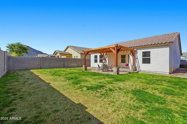 4547 W Foldwing Drive, San Tan Valley, AZ 85144