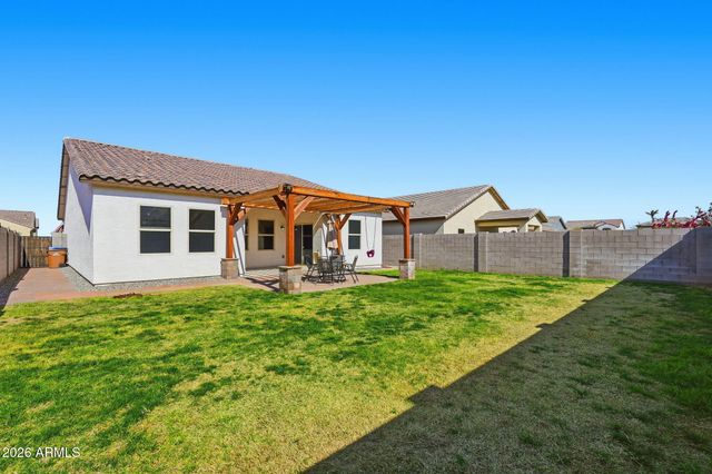 4547 W Foldwing Drive, San Tan Valley, AZ 85144