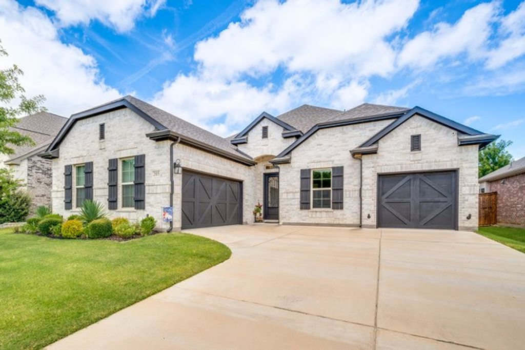 205 Northern Star Court, Little Elm, TX 75068