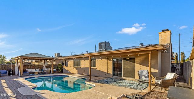 1127 W GROVERS Avenue, Phoenix, AZ 85023