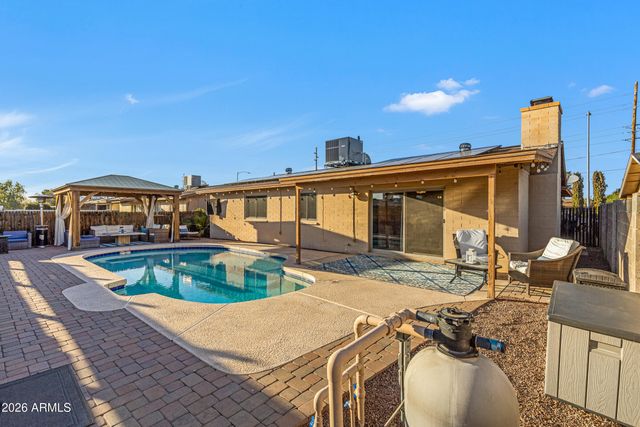 1127 W GROVERS Avenue, Phoenix, AZ 85023