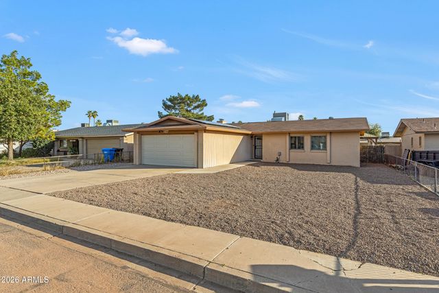 1127 W GROVERS Avenue, Phoenix, AZ 85023