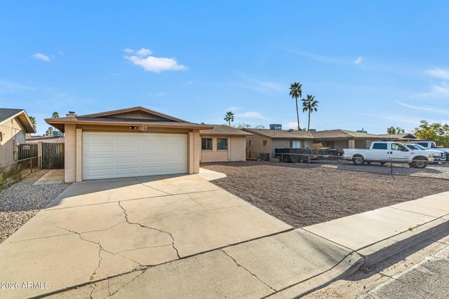 1127 W GROVERS Avenue, Phoenix, AZ 85023