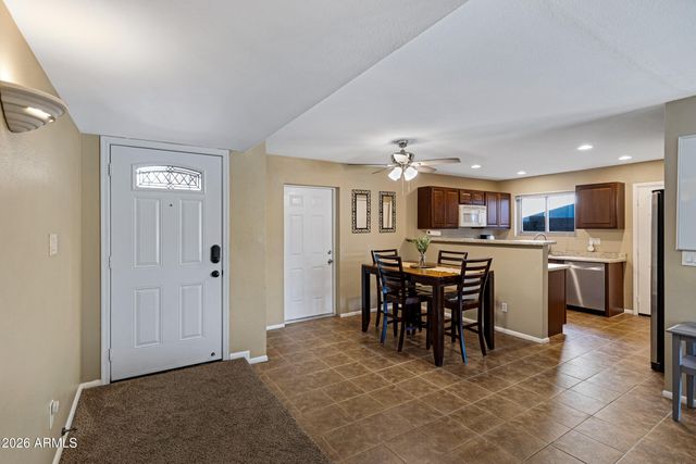 1127 W GROVERS Avenue, Phoenix, AZ 85023