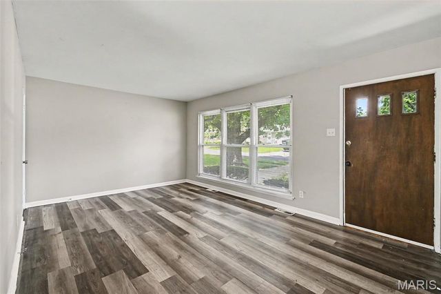 850 Campion Lane, Florissant, MO 63031