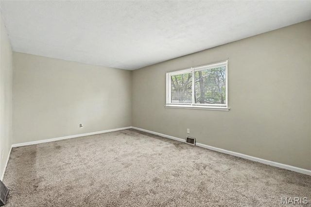 850 Campion Lane, Florissant, MO 63031