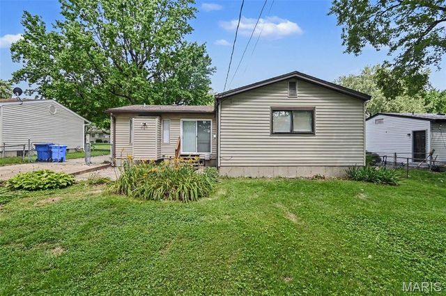850 Campion Lane, Florissant, MO 63031