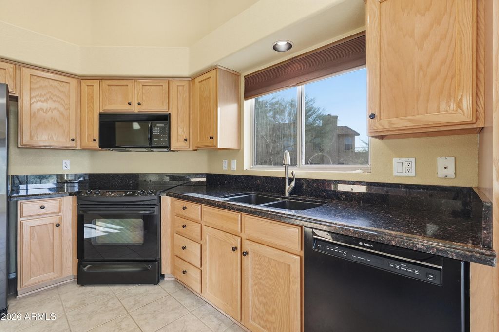 Image 12 of property listing at 10150 E Rising Sun Pl Place, Gold Canyon, AZ 85118