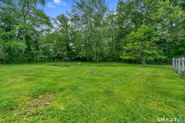 37 Woodside Drive, Branford, CT 06405