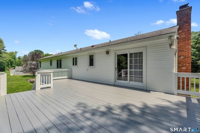 37 Woodside Drive, Branford, CT 06405