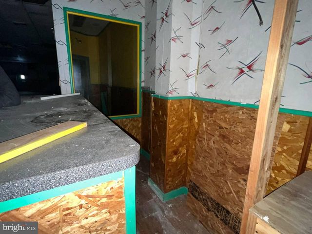 2256 N BROAD ST, Philadelphia, PA 19132