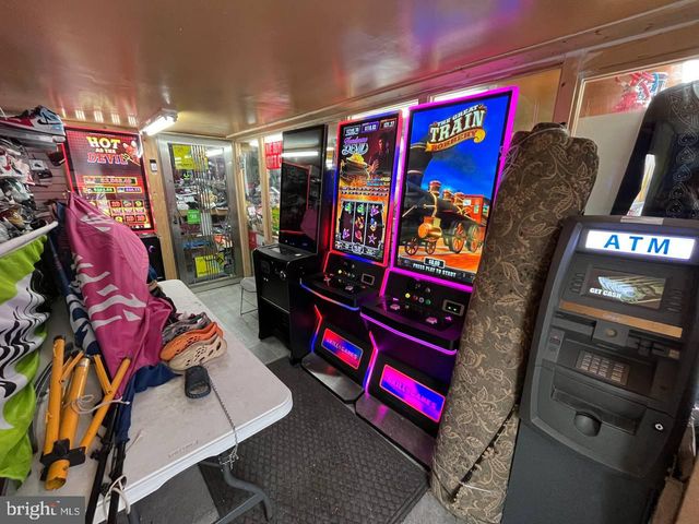 2256 N BROAD ST, Philadelphia, PA 19132